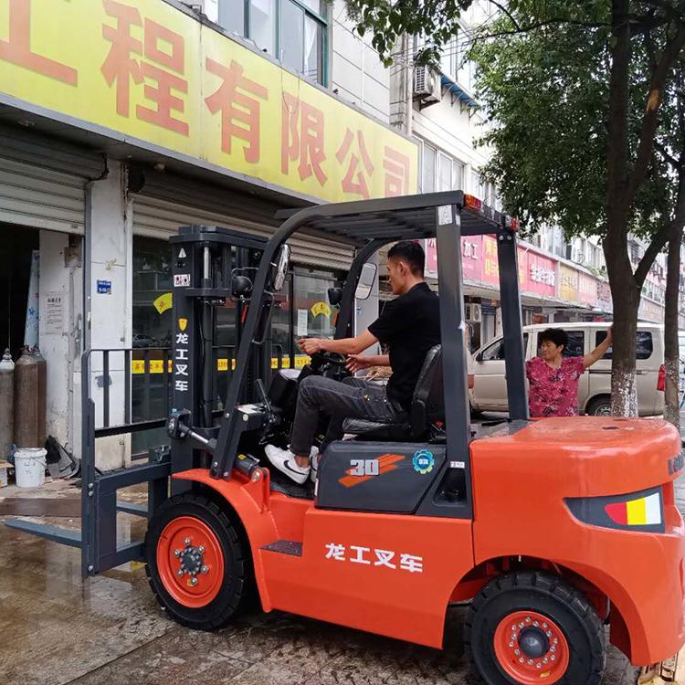 南京柴油叉車(chē)